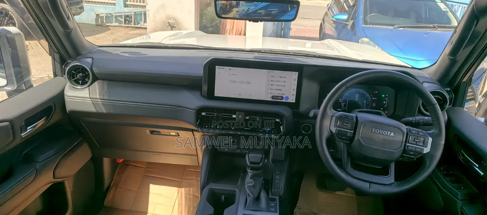 Toyota Land Cruiser Prado 2.8 2023 Pearl