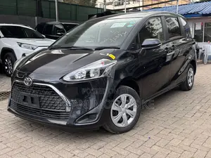 Toyota Sienta 1.5 FWD 2019 Black