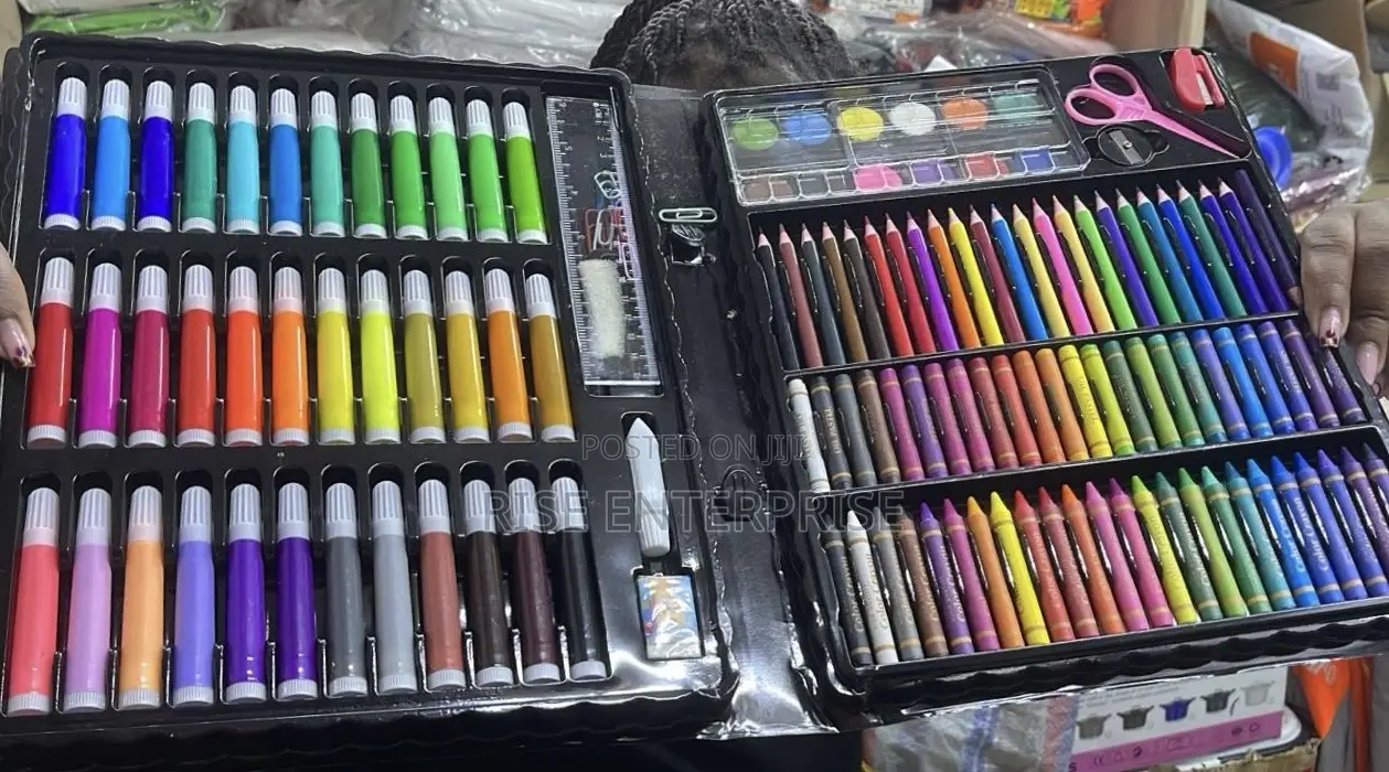 150 Pieces Drawing Art Set for Children