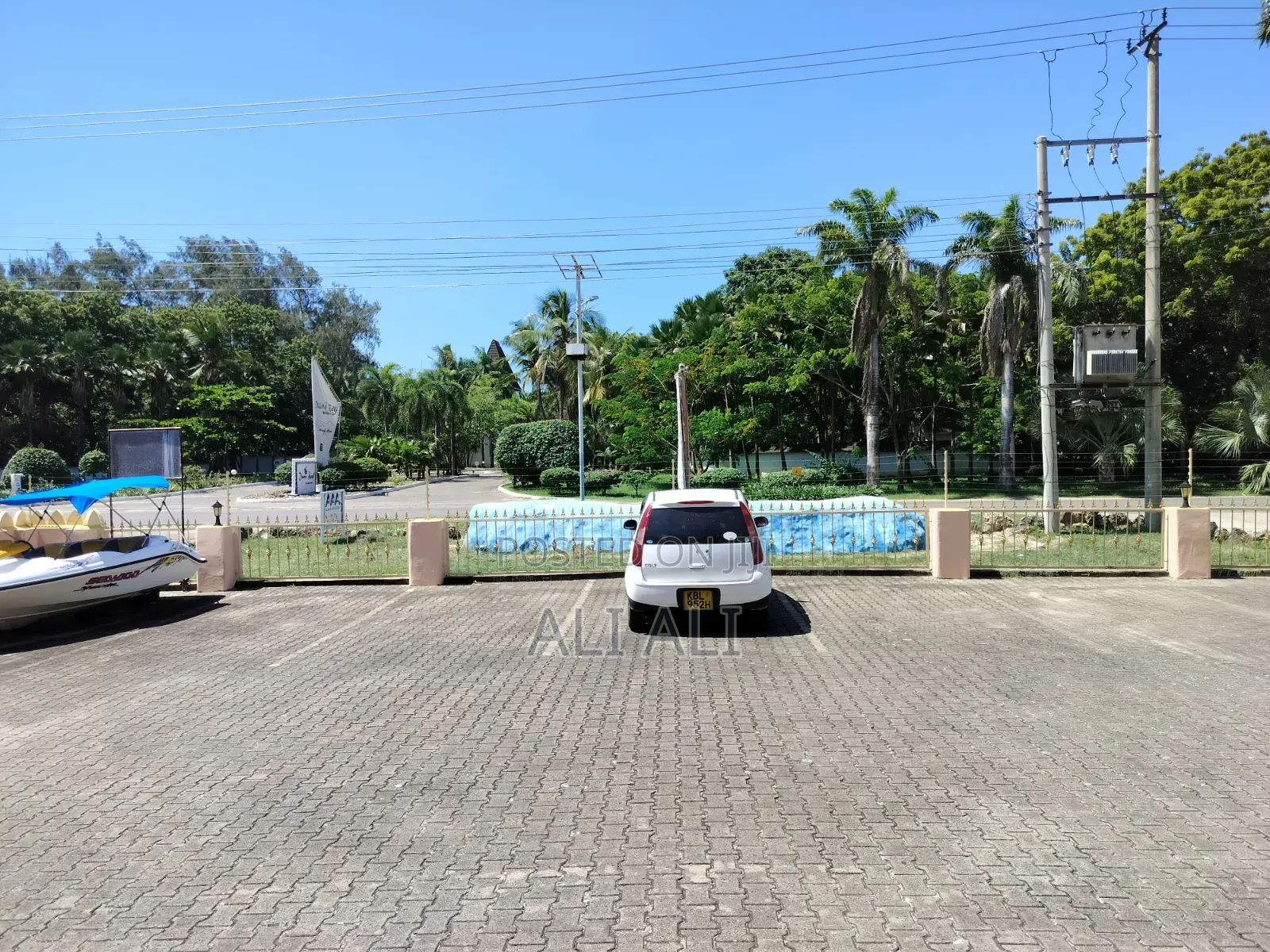 2bdrm Apartment in Ali'S Plaza, Diani for rent
