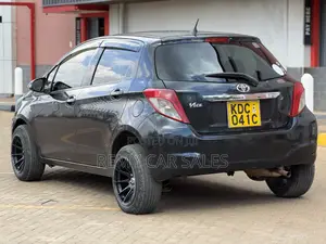 Toyota Vitz 2013 Black