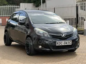 Toyota Vitz 2013 Black