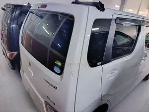 Suzuki Wagon R 660 Hybrid FWD 2021 White