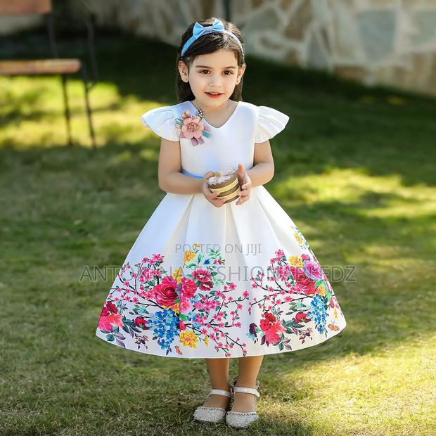 Cute Trendy Outfit for Your Little One6m-9yrs