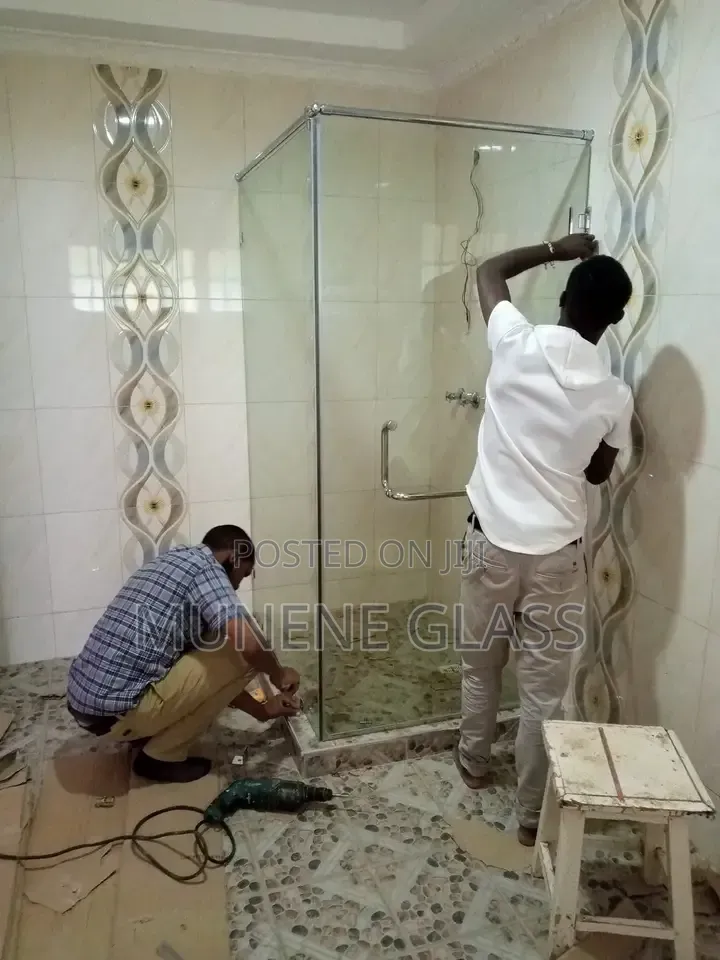 Modern Cubicle Showers