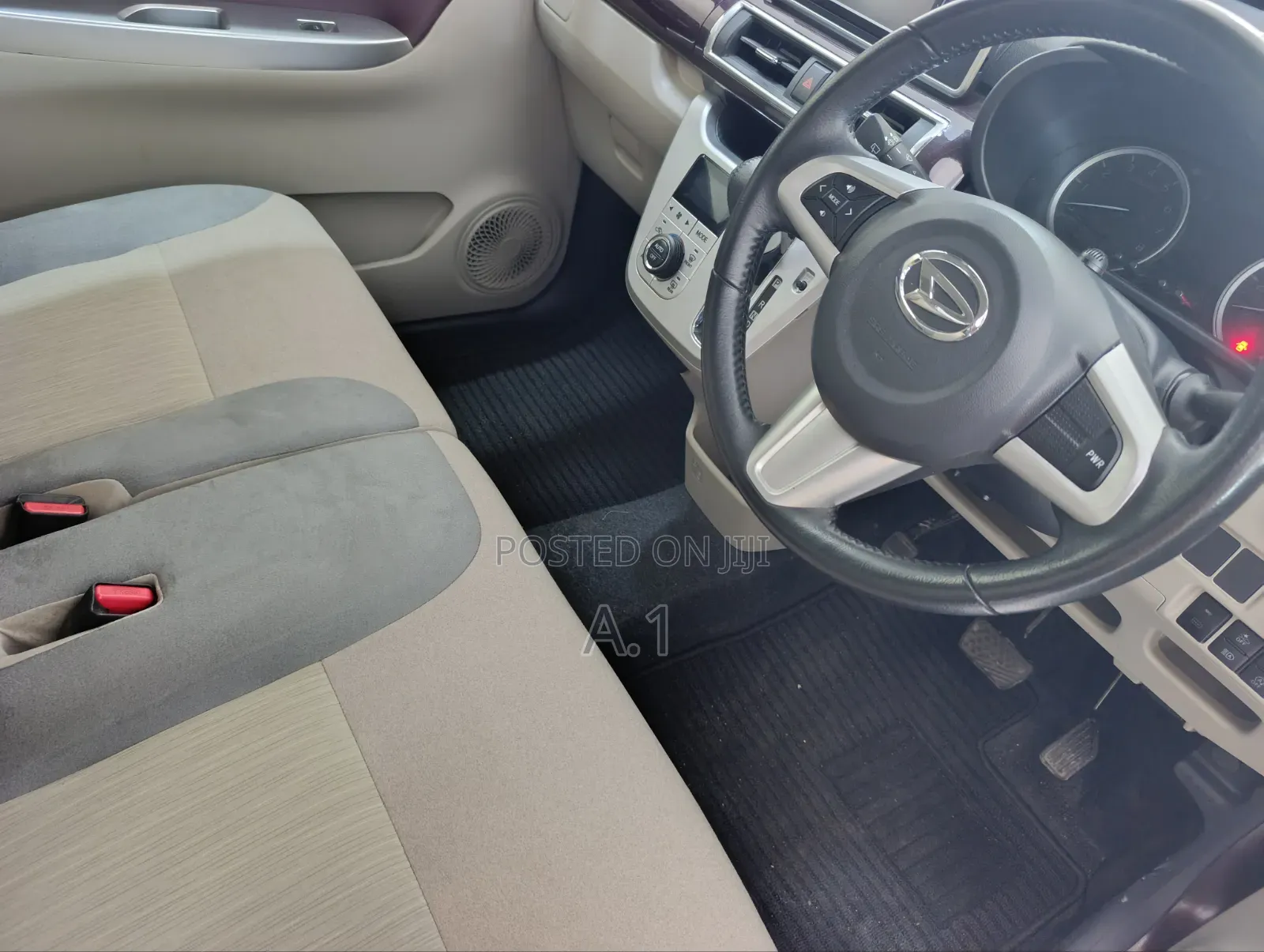 Daihatsu Cast 660 FWD 2019 Pink