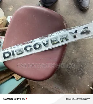 Chrome Finish Discovery 4 Tailgate Emblem Badge