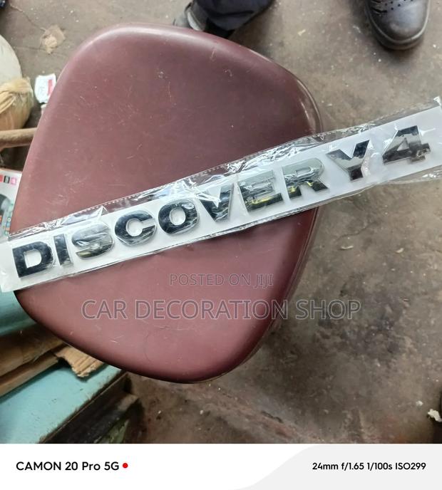 Chrome Finish Discovery 4 Tailgate Emblem Badge
