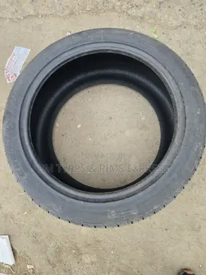 295/40 R21 Grenlander Tyres.
