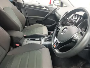 Volkswagen Golf 1.4T SE FWD 2019 Black