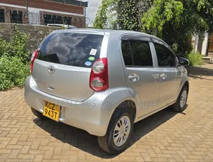 Toyota Passo 2013 Silver