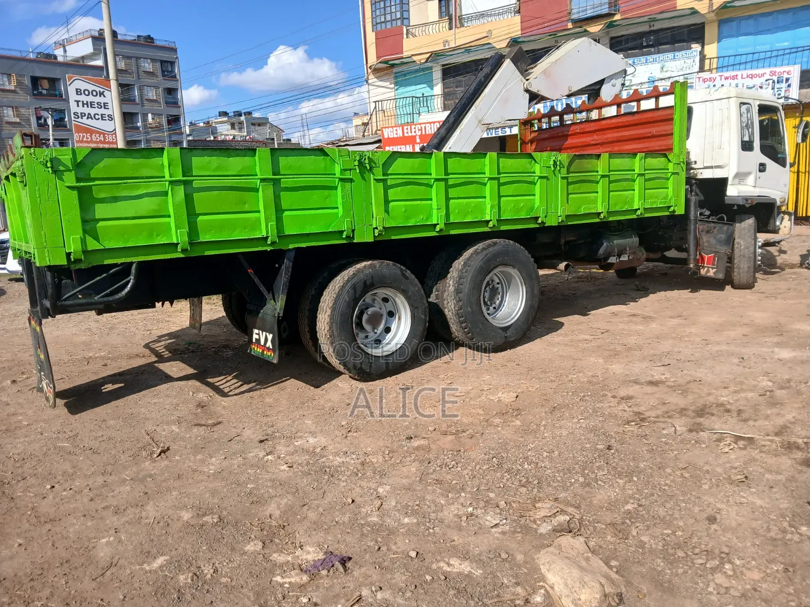 Heavy Weight Lifting Services (Crane Services)