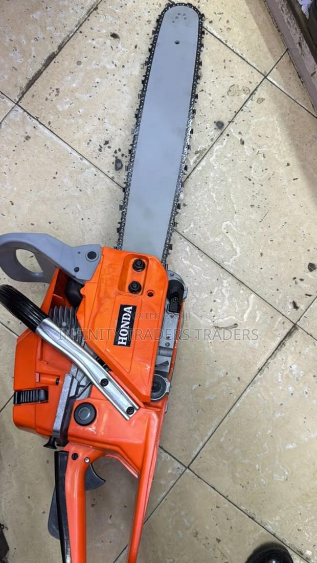 Honda 20” Chainsaw