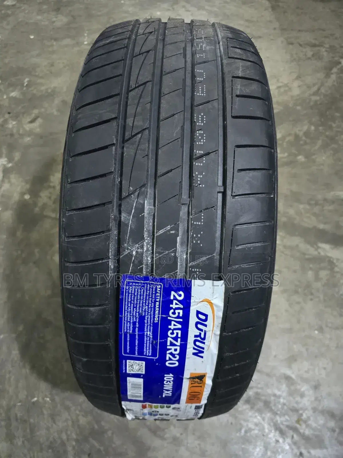 245 /45 R20 Durun