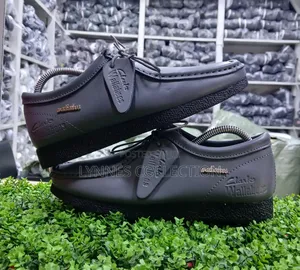 Clarks Wallabees Leather Shoes – Classic Premium Casual Style