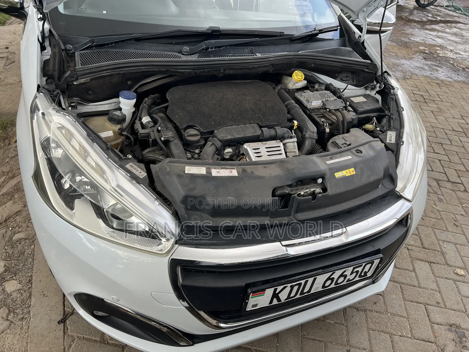 Peugeot 208 2018 White