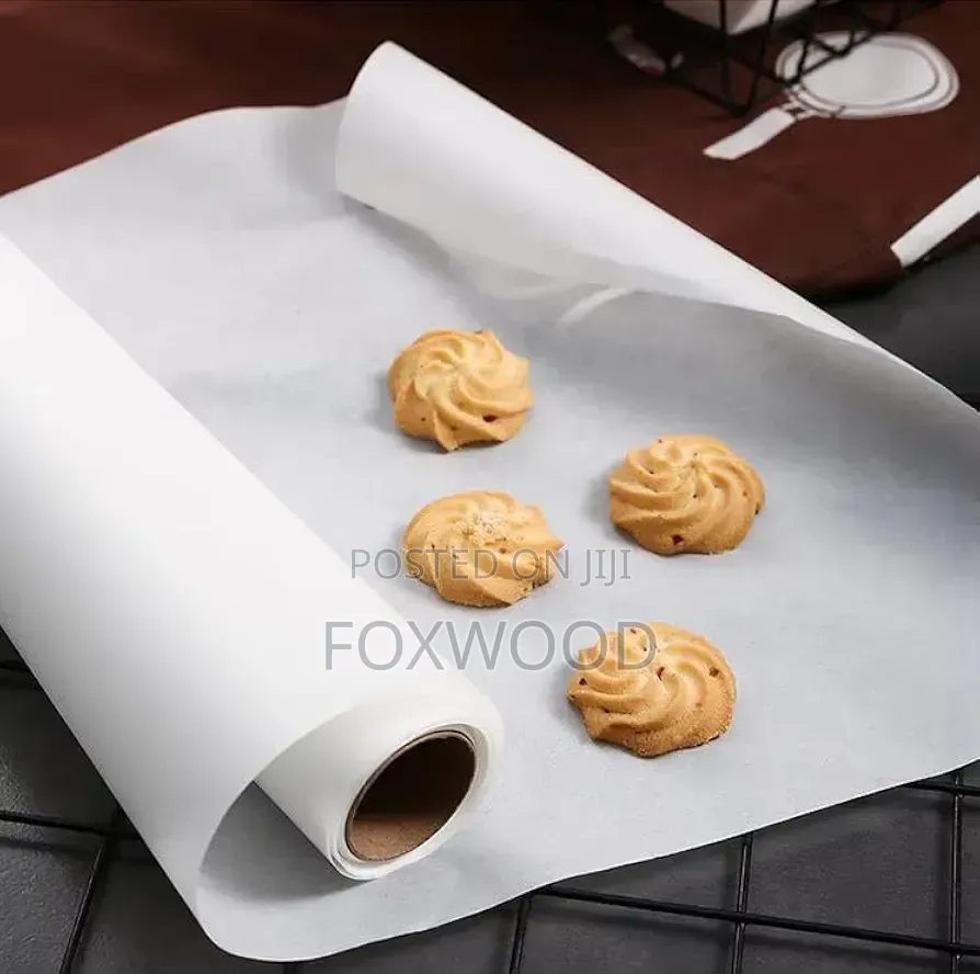 20-Meter Roll of Non-Stick Baking Paper Measuring 300mm in Width.