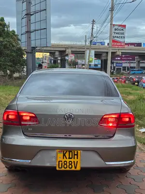 Volkswagen Passat 2014 Silver