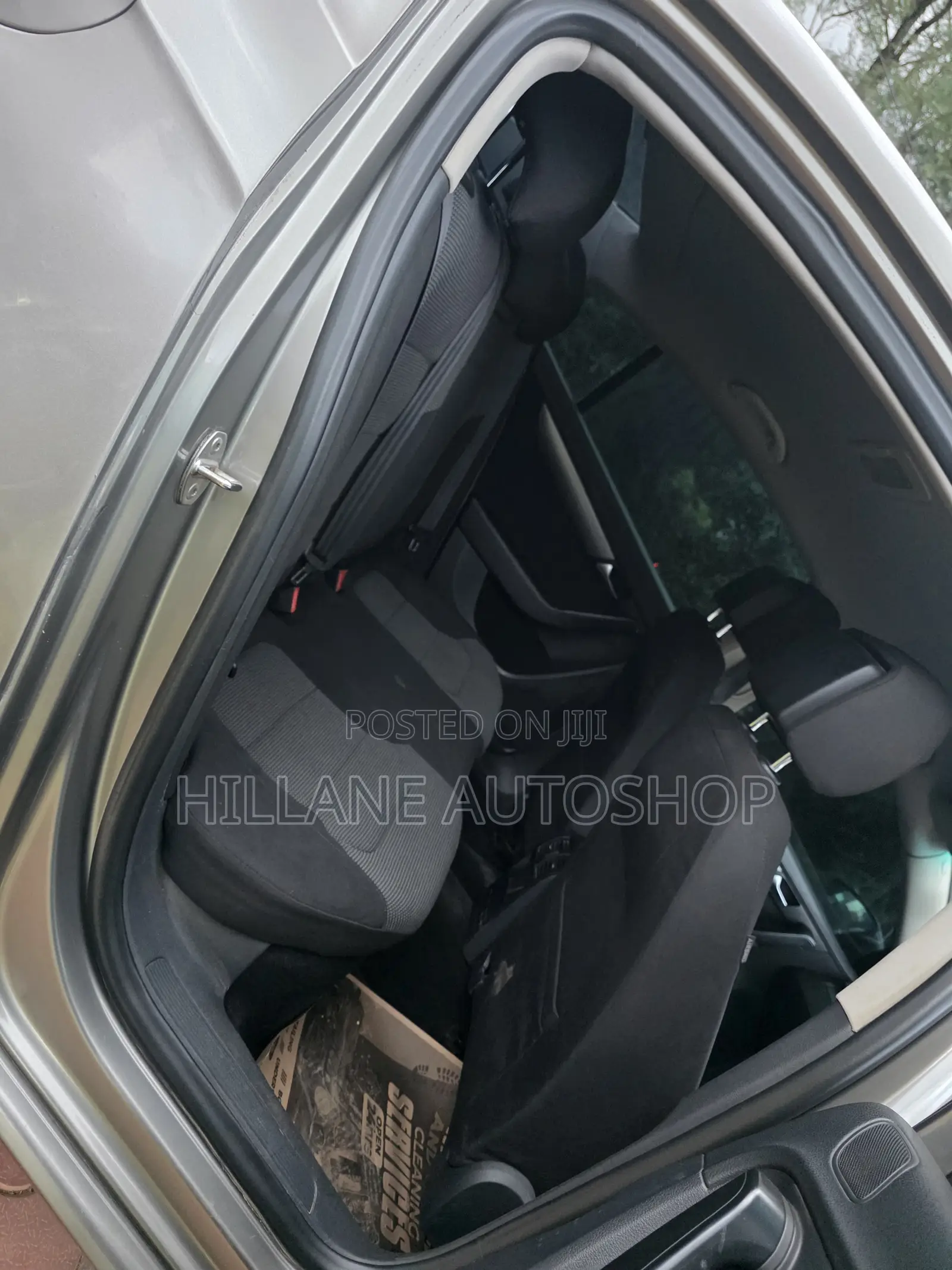 Volkswagen Passat 2014 Silver