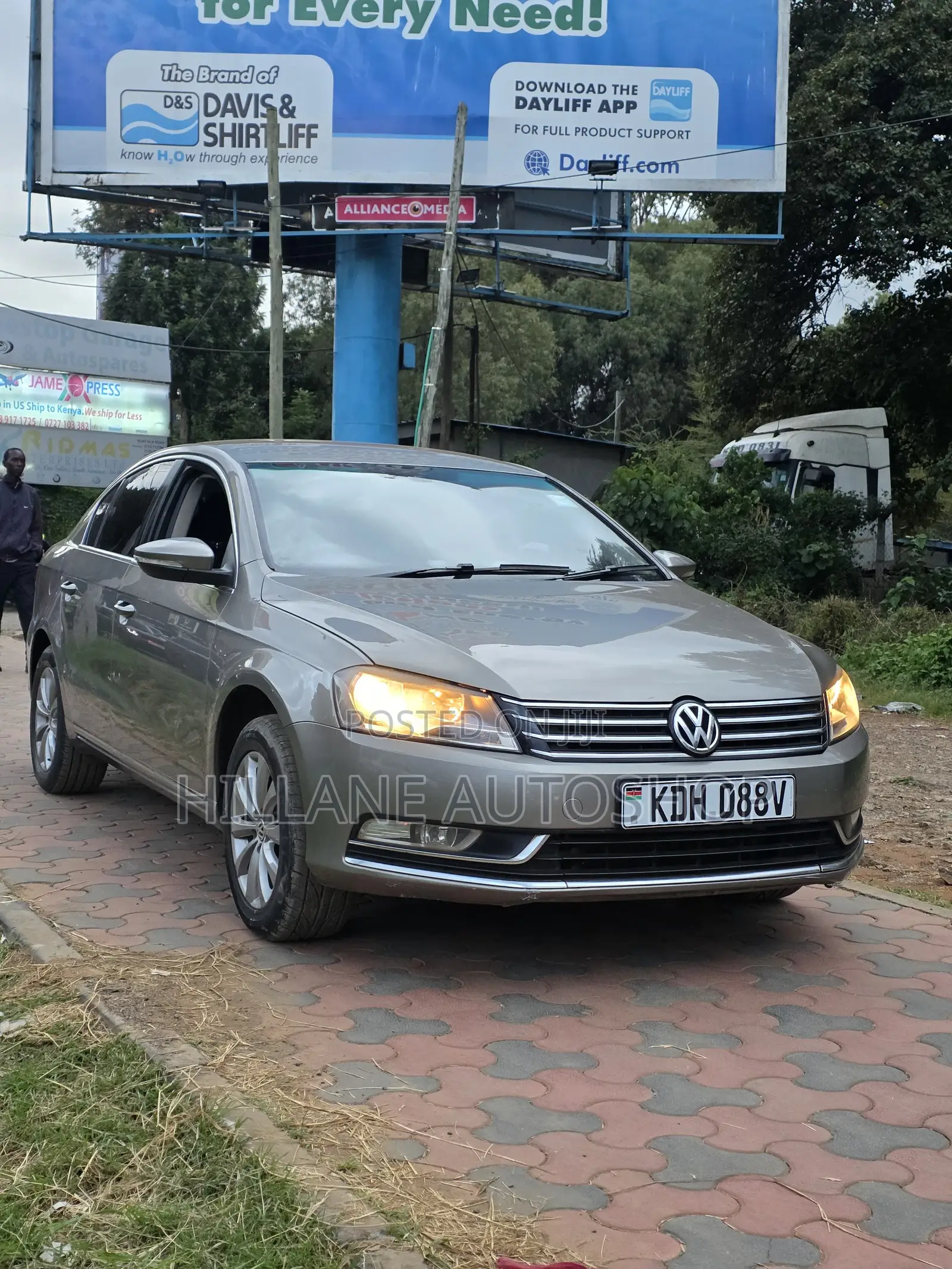 Volkswagen Passat 2014 Silver