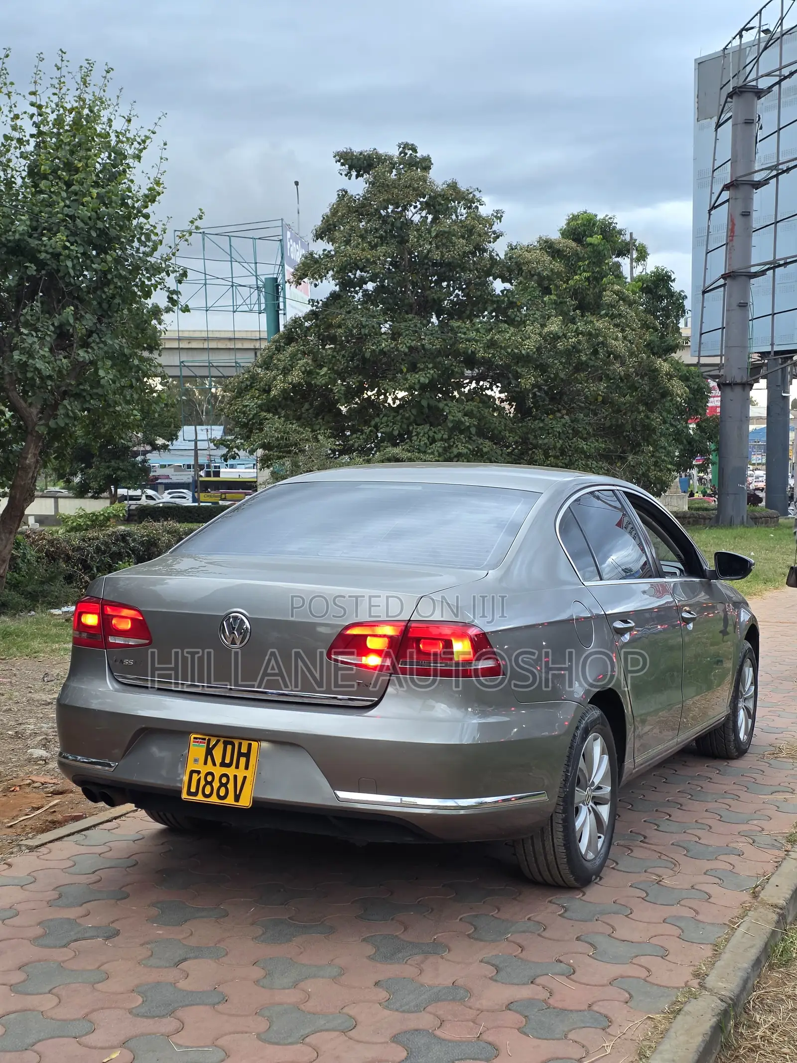 Volkswagen Passat 2014 Silver