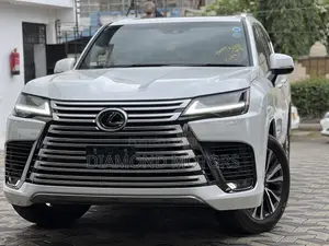 Lexus LX 2022 Pearl