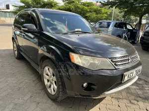 Mitsubishi Outlander 2012 Black