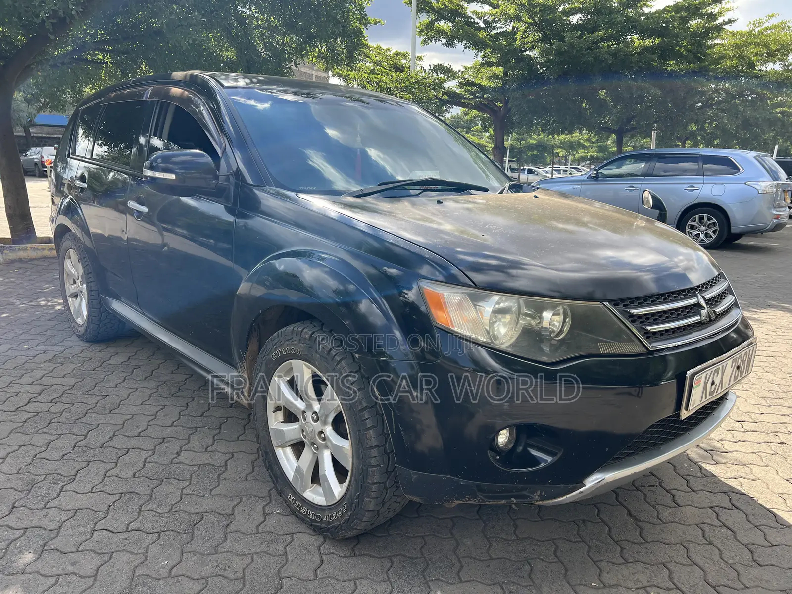 Mitsubishi Outlander 2012 Black