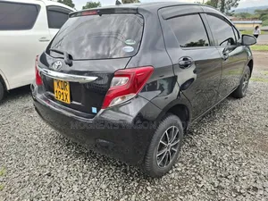 Toyota Vitz 2017 Black