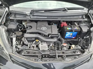 Toyota Vitz 2017 Black