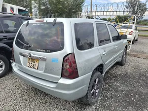 Mazda Tribute 2004 Silver