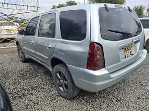 Mazda Tribute 2004 Silver