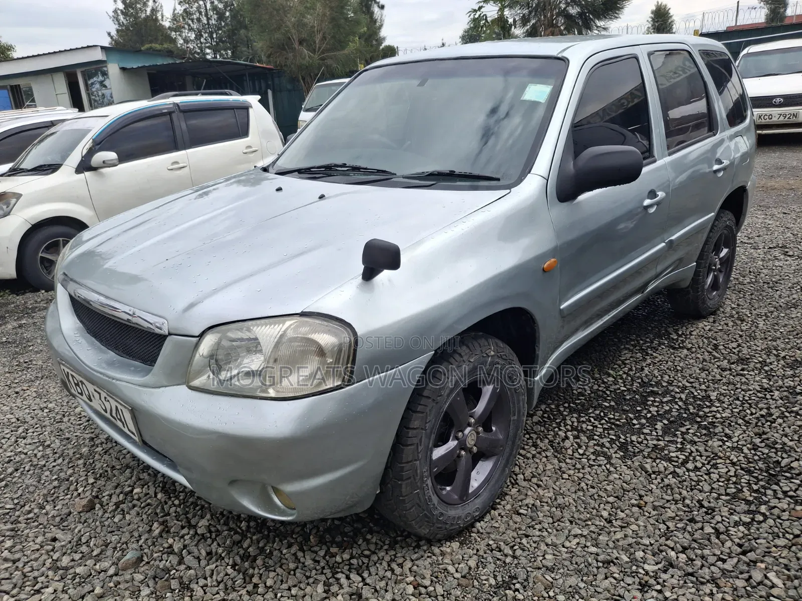 Mazda Tribute 2004 Silver