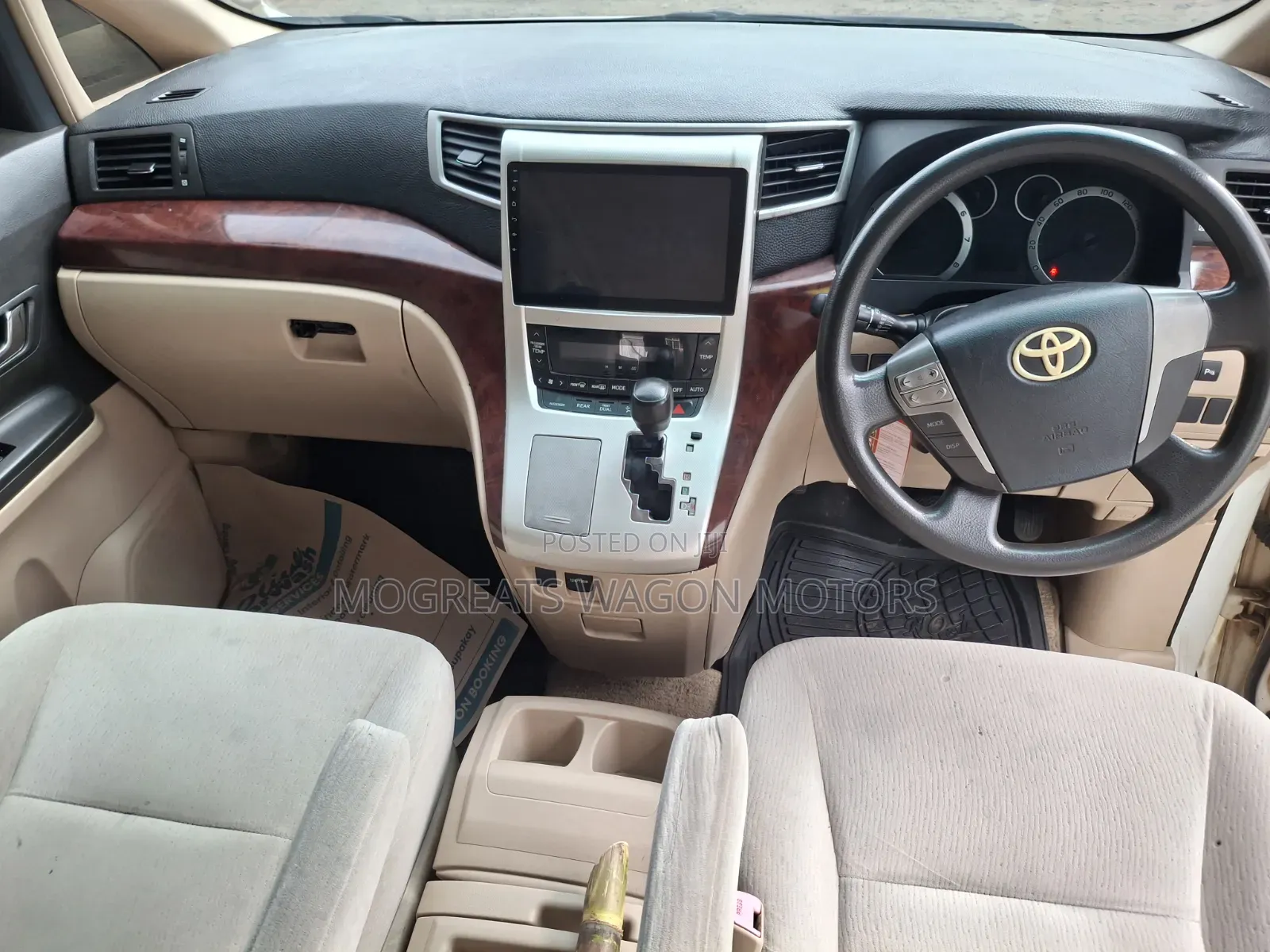 Toyota Alphard 2010 White