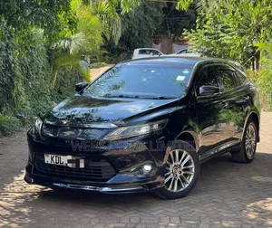 Toyota Harrier 2.0 4WD 2016 Black