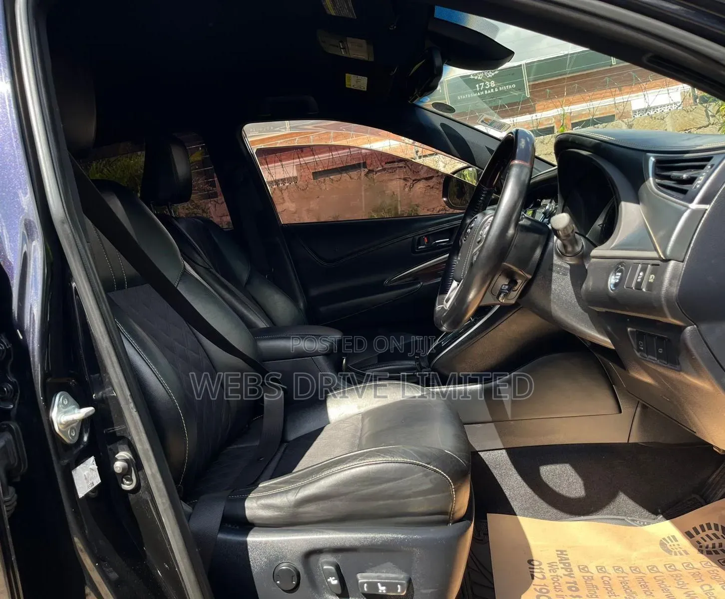 Toyota Harrier 2.0 4WD 2016 Black