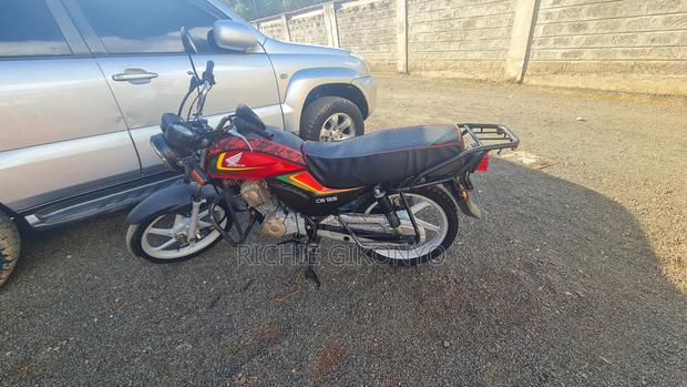 Honda CB 2020 Red