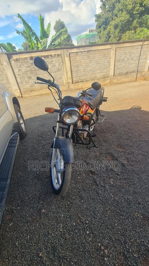Honda CB 2020 Red - thumbnail 2