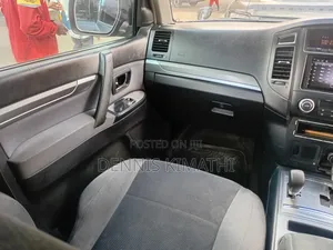 Mitsubishi Shogun 2007 Blue