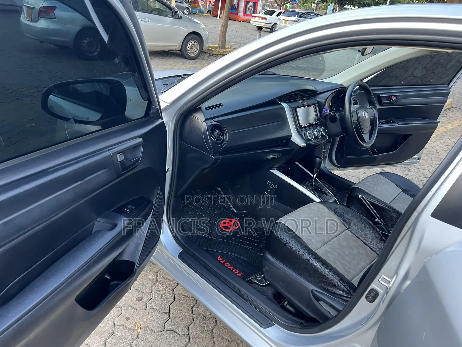 Toyota Corolla Fielder 2019 Silver