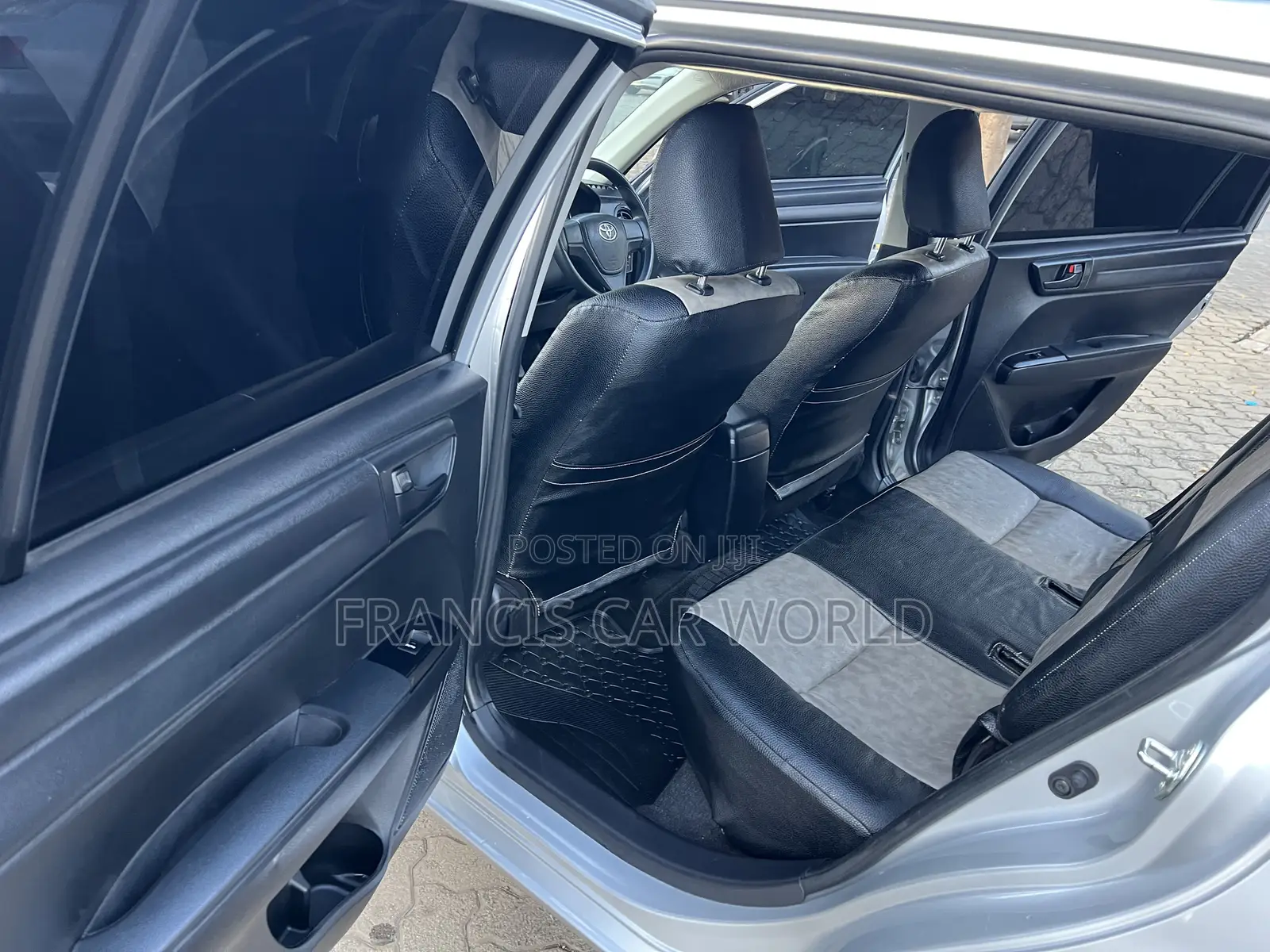 Toyota Corolla Fielder 2019 Silver