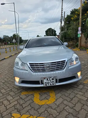 Toyota Crown 2012 Silver