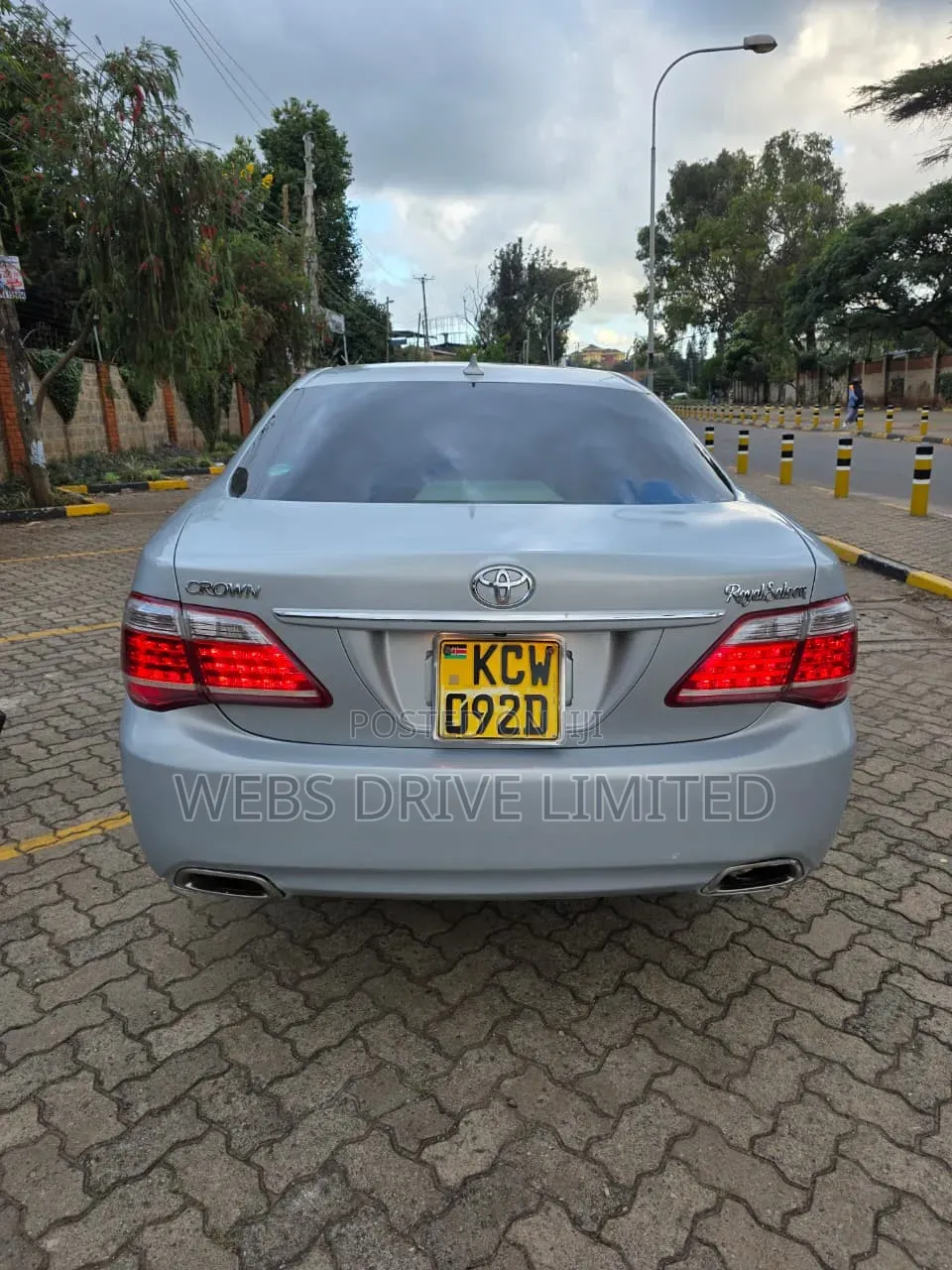 Toyota Crown 2012 Silver