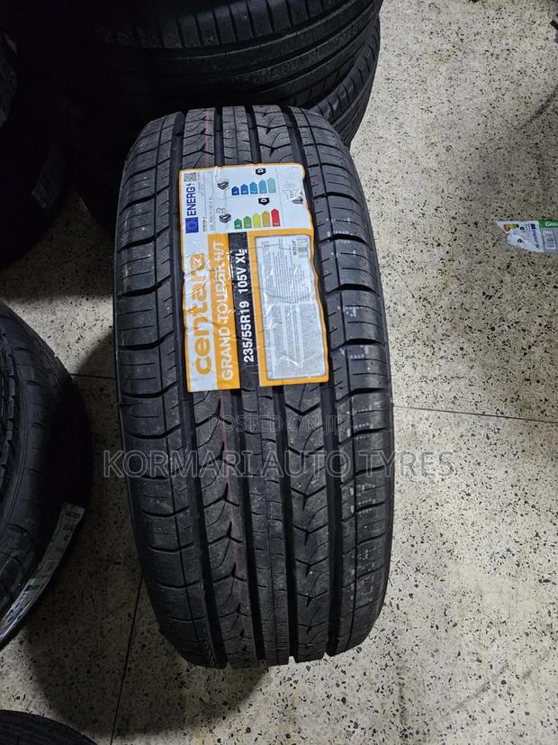 235/55r19 Centara