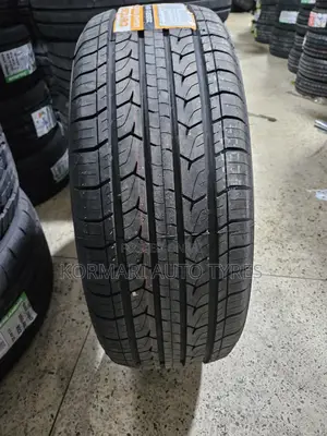 235/55r19 Centara