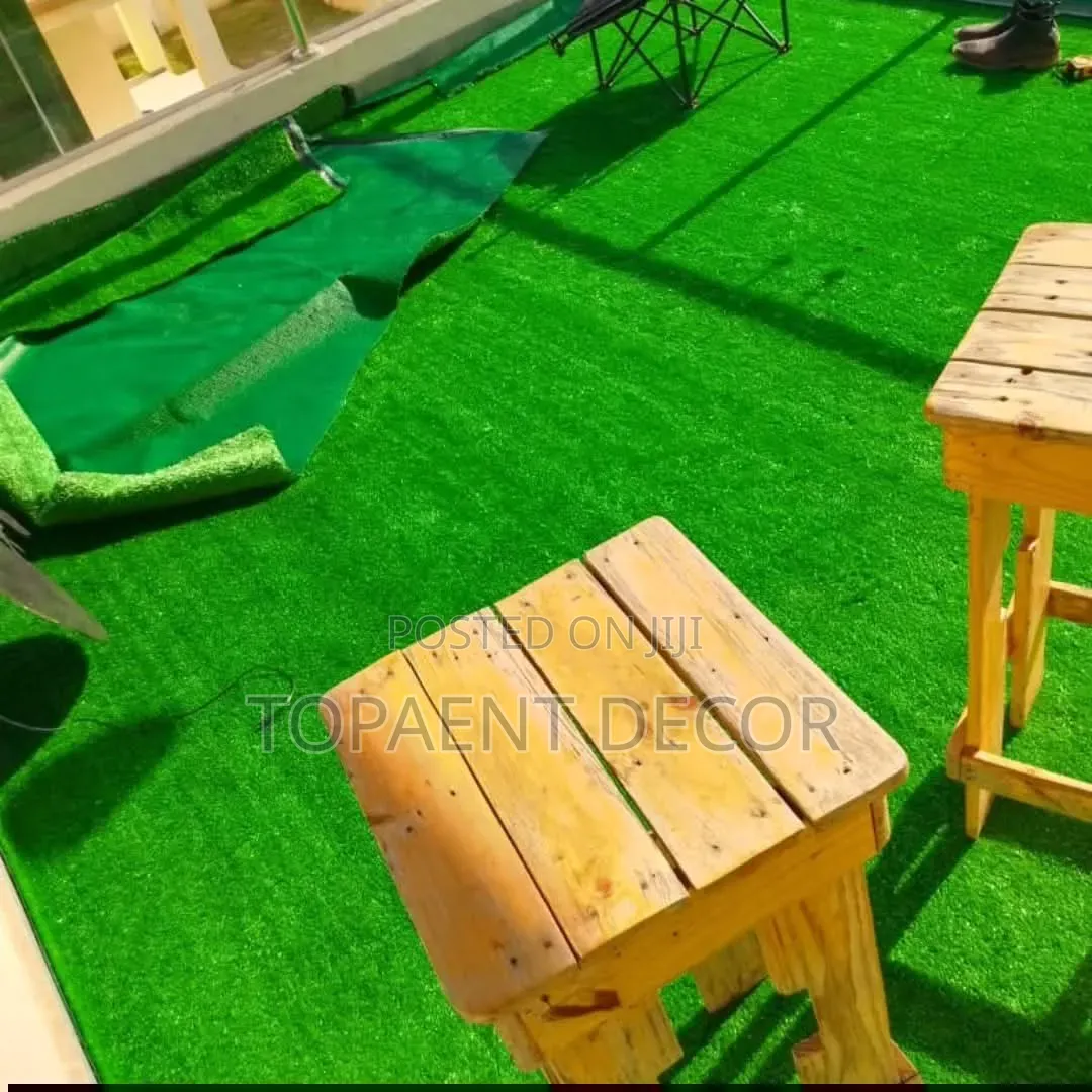 Rooftop,Smooth on Feet Artificial Green Grass Carpet