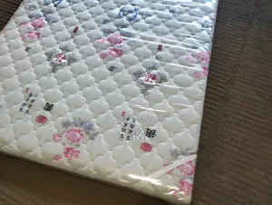 Wekelea Kwa Mattress! 5 by 6 Soft Toppers. Free Delivery