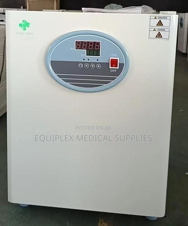 Quality 52 Liters Laboratory Incubator / Lab Incubator (Medical Grade)