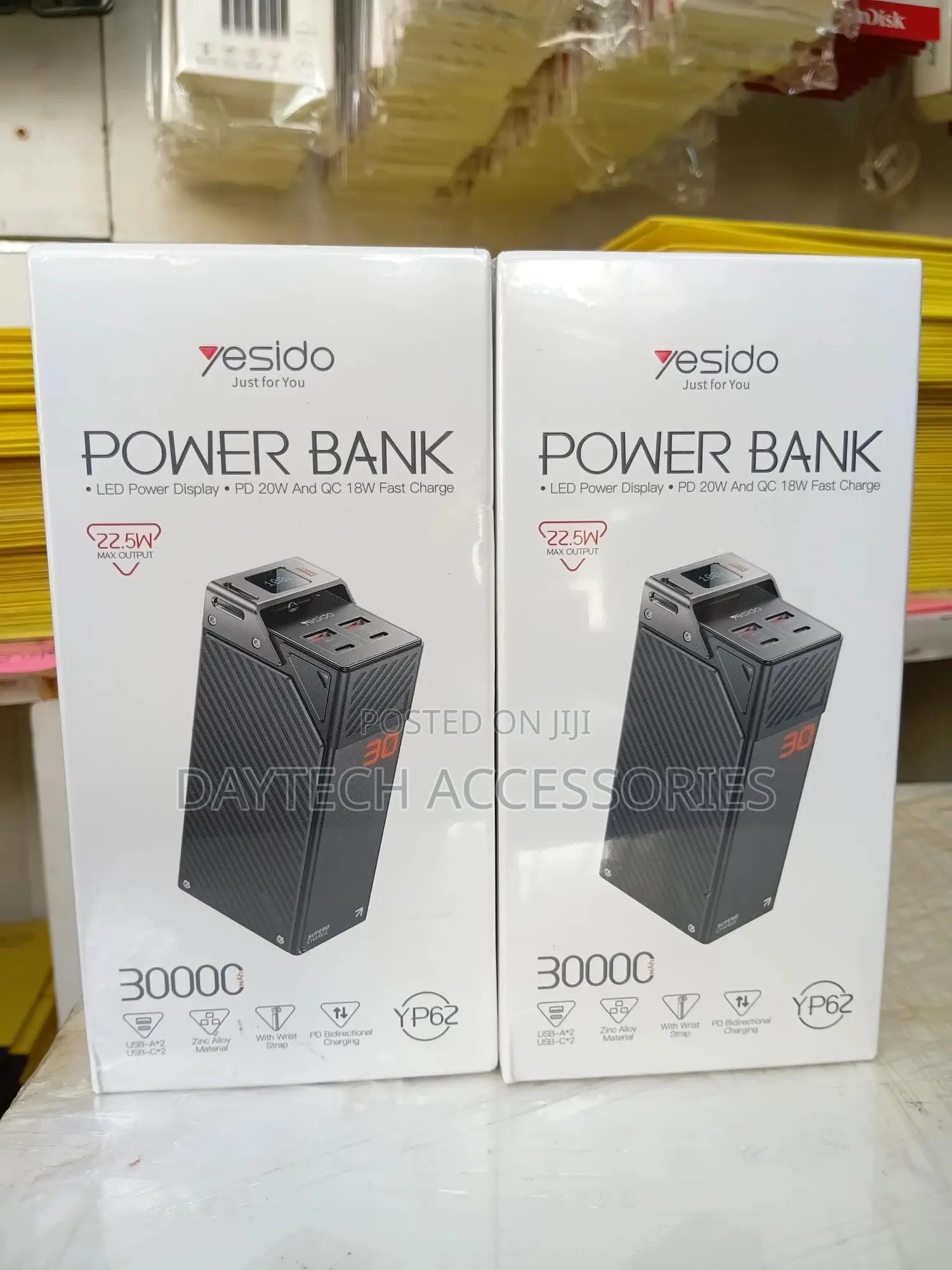 Yesido Yp62 30000mah Power Bank With an Led Display - Black