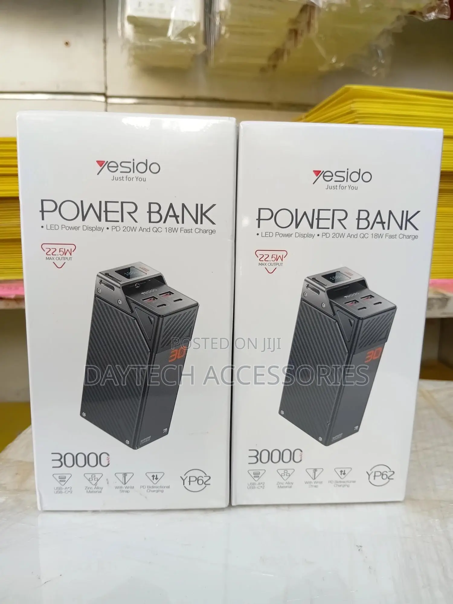 Yesido Yp62 30000mah Power Bank With Display and 22.5w Fast Charging.